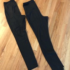 Maternity leggings lot Size Medium